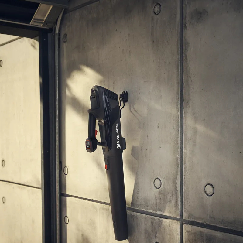 Dmuchawa Husqvarna Aspire B8X-P4A bez akumulatora i ładowarki